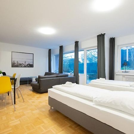 Raj Living - 1 , 3 And 4 Room Apartments - 20 Min Messe Dus & Airport Dus เมียร์บุช ภายนอก รูปภาพ