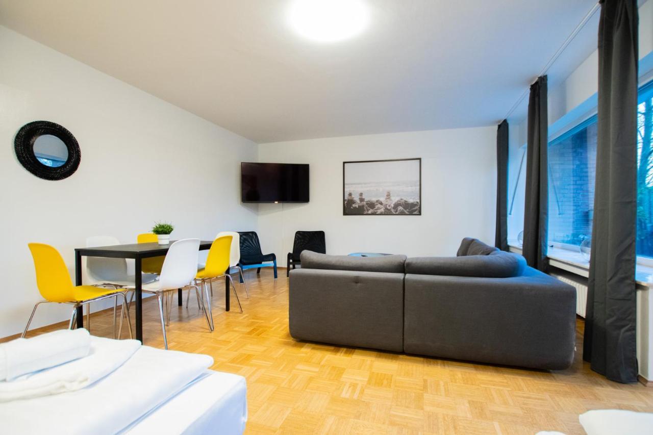 Raj Living - 1 , 3 And 4 Room Apartments - 20 Min Messe Dus & Airport Dus เมียร์บุช ภายนอก รูปภาพ